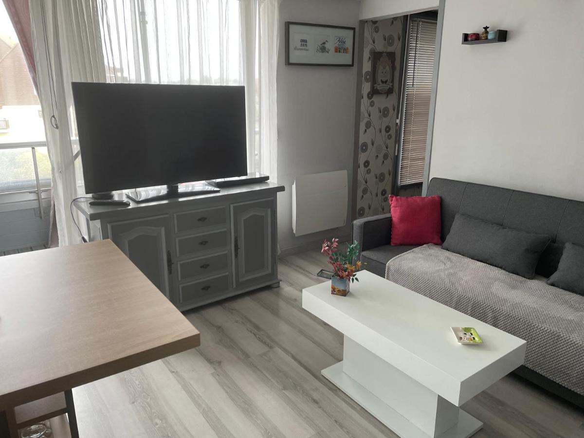Le Pavillon - A 30 M De La Apartment
